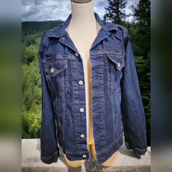 Uniqlo Jackets & Blazers - Uniqlo Womens Jean Jacket [L]